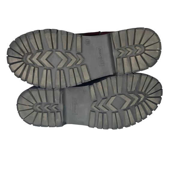 Forever 21 Women Booties Black Size 8.5 Patent Leather Elastic on sides - Picture 9 of 15